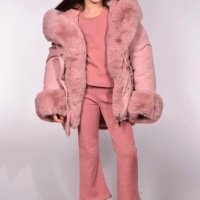 Двулицево яке-шуба в розово , снимка 1 - Детски якета и елеци - 43063981
