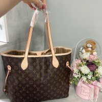 Дамска чанта нова колекция Louis Vuitton Код 159, снимка 4 - Чанти - 26179691