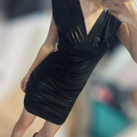 Елегантна къса рокля в черно , снимка 2 - Рокли - 44089507