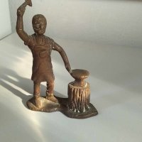 Колекционерска метална фигурка на ковач, снимка 1 - Антикварни и старинни предмети - 43937486