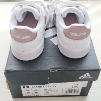 Детски маратонки Adidas размер 20, снимка 3 - Детски маратонки - 44925053