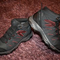 Salomon Gore tex Mid Shoes  41 1/3, снимка 1 - Спортни обувки - 38039526