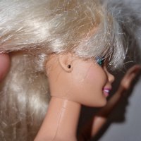 прекрасна запазена ретро Барби с 80тарско раздвижено тяло и дълга коса, снимка 16 - Кукли - 43575324