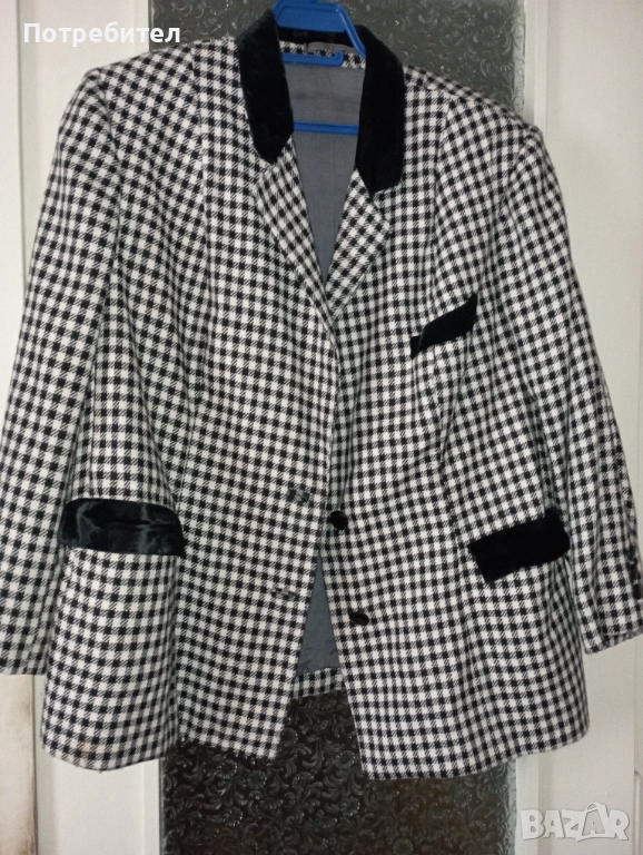 Дамски костюм – пола и сако за едри дами  /пипитен/, снимка 1