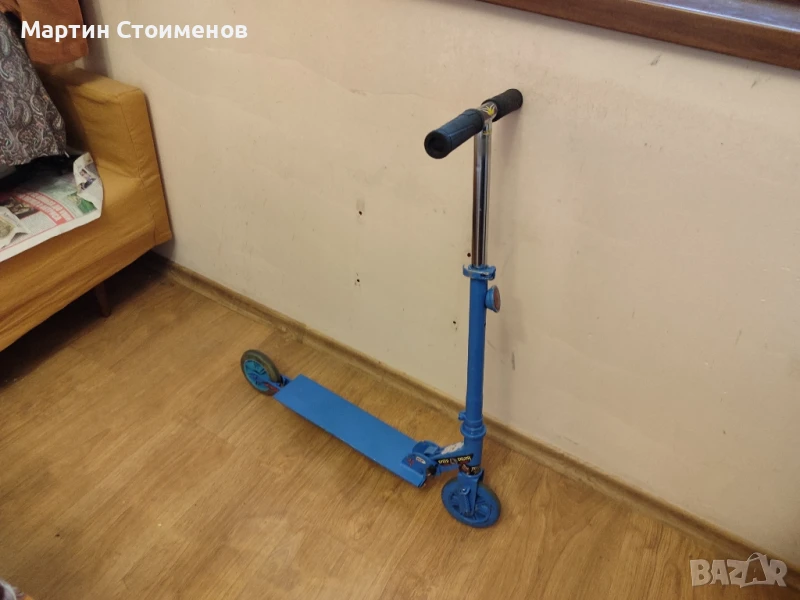 Запазена детска тротинетка с две колела, снимка 1