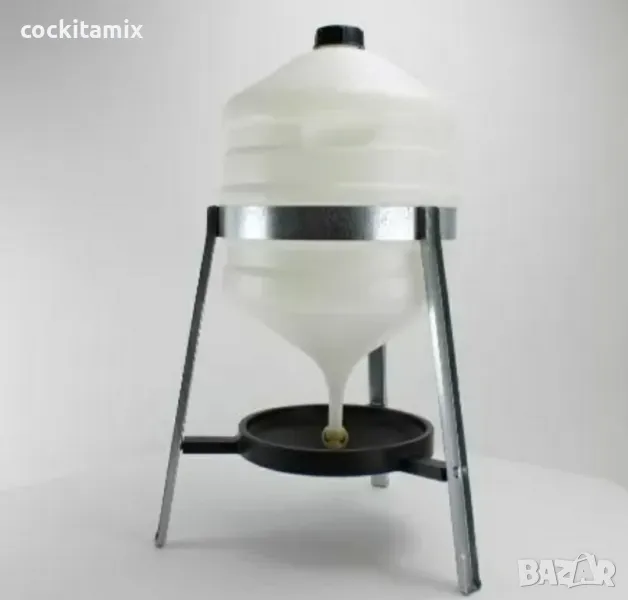 Пластмасова поилка - 30 литра, снимка 1