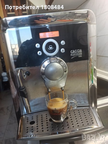 Кафеавтомат Гаджия Платинум работи отлично и прави хубаво кафе с каймак , снимка 1