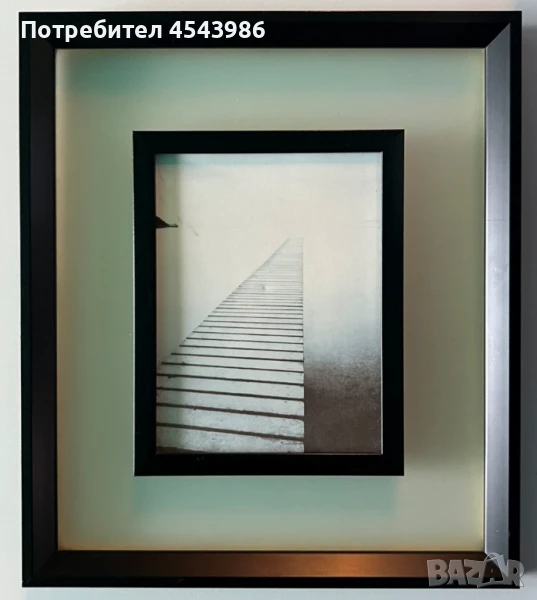 Черно-бял принт „Кеят“ с матирано стъкло, 37x33 см, снимка 1
