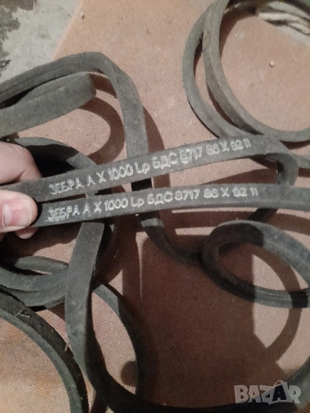 Трапецовидни ремъци и шмиргелова шайба, снимка 1