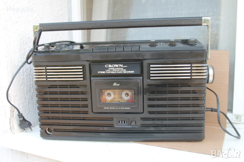 Радио касетофон ''Crown C&C  630 FW'', снимка 1