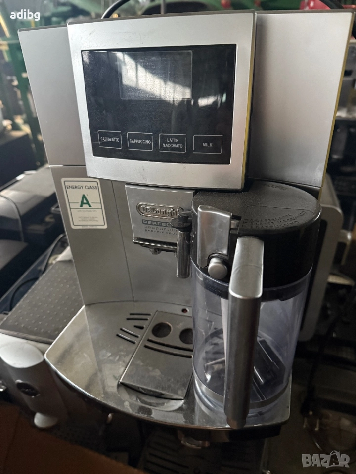 На Части - Delonghi Perfecta Graphic Touch ESAM 5600 с Кана за Мляко, снимка 1