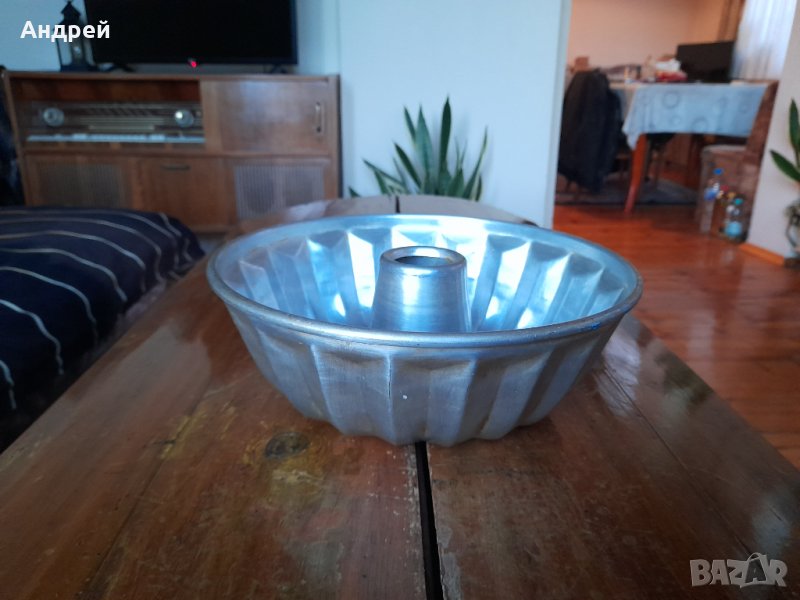 Стара Алуминиева форма за кекс #2, снимка 1