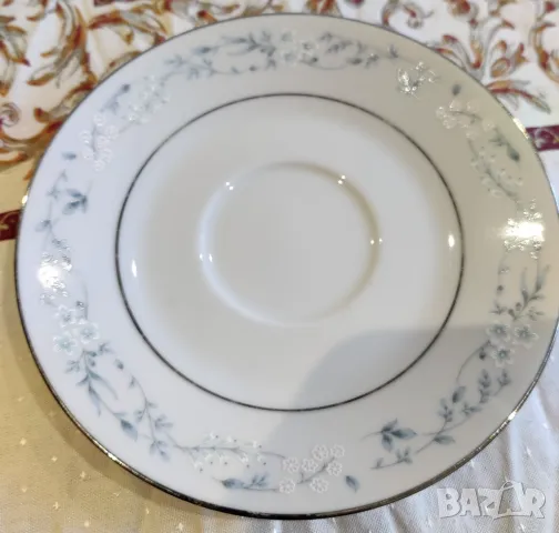 Чаши за чай Carolin Argule, снимка 2 - Сервизи - 47885208