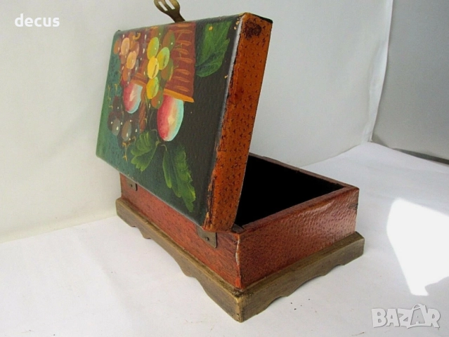 Винтидж руска съветска ръчно рисувана дървена кутия, снимка 4 - Антикварни и старинни предмети - 51463703