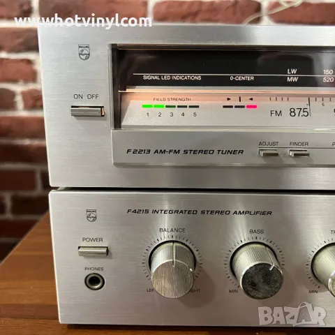 Комплект Philips f-4215 Усилвател и f-2213 тунер, снимка 2 - Ресийвъри, усилватели, смесителни пултове - 47960249