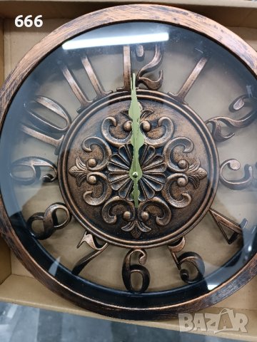 часовник , снимка 2 - Стенни часовници - 43413179