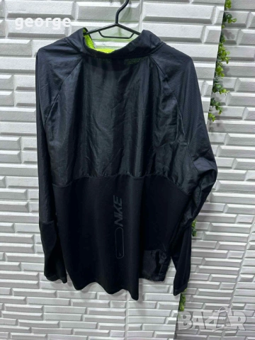 Горнище Nike - размер XL, снимка 3 - Спортни дрехи, екипи - 53443478