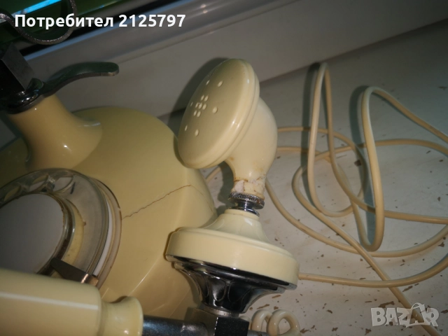 Продавам стра телефон с бурно минало, снимка 3 - Антикварни и старинни предмети - 51883946