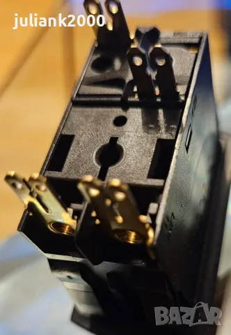Ключ прекъсвач защита  E-T-A Circuit Breakers 3120-N554-P7T1-W01D-14A, снимка 3 - Друга електроника - 48559514