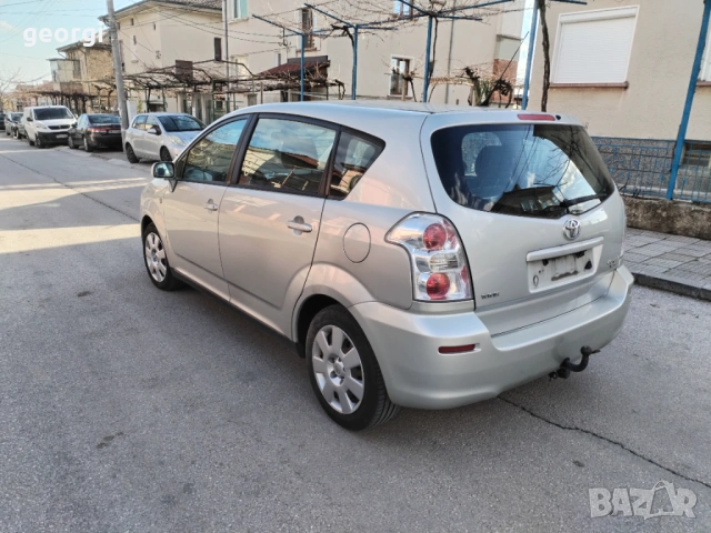 Тойота Корола версо , снимка 4 - Автомобили и джипове - 53536336