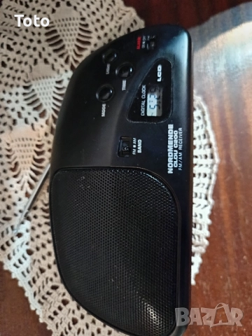 Радио транзистор Nordmende, снимка 6 - Радиокасетофони, транзистори - 52594367