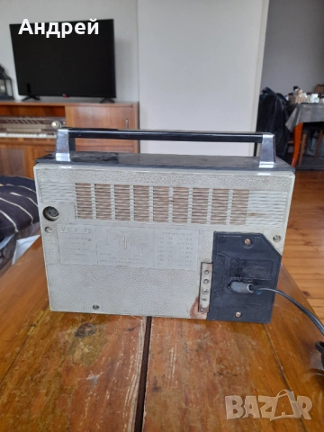 Старо радио,радиоприемник ВЕФ,VEF 12, снимка 4 - Антикварни и старинни предмети - 53009705