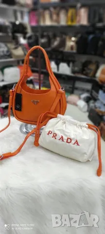 чанти prada milano , снимка 4 - Чанти - 48611128