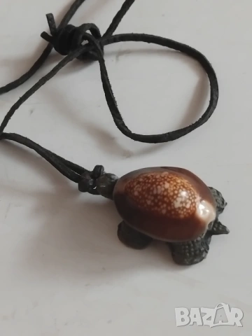 Каишка с АРТ костенурка, снимка 2 - Колиета, медальони, синджири - 53575588
