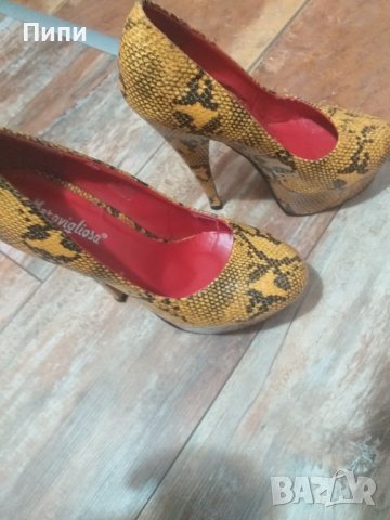 Красиви, високи,но удобни  обувки , снимка 4 - Дамски елегантни обувки - 39307281