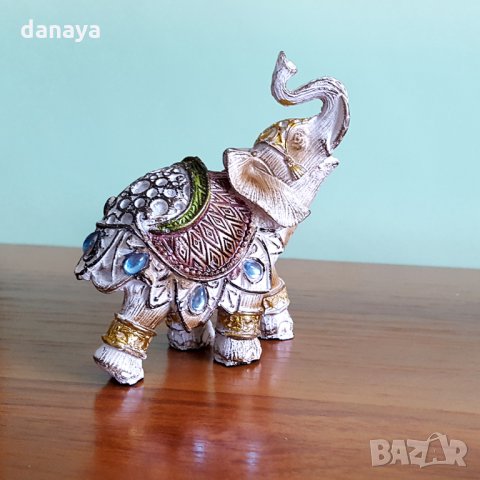 1352 Статуетка сувенир слонче фигура подарък за дом офис