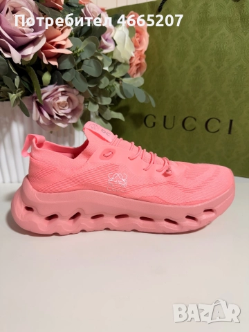 ON Running x LOEWE Cloudlit Wild Rose, снимка 3 - Маратонки - 52595388