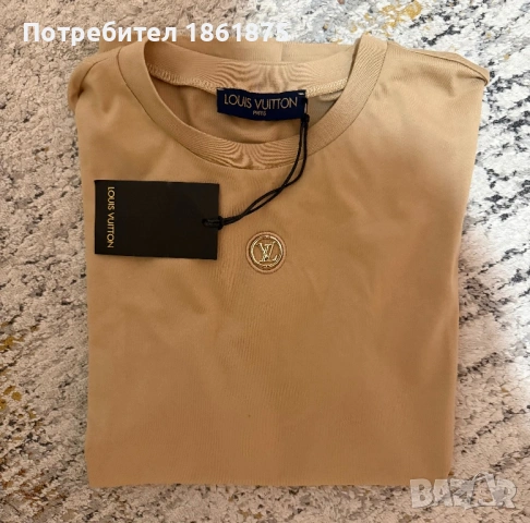 Чисто нова дамска тениска LV, снимка 3 - Тениски - 53216087