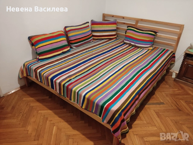 Ръчно излетен комплект на една кука - шалте/одеяло с 4 калъфки за възглавници.   , снимка 7 - Покривки за легло - 52887625
