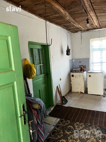 Продавам дворно място с къща и кладенец, снимка 7 - Парцели - 51336974