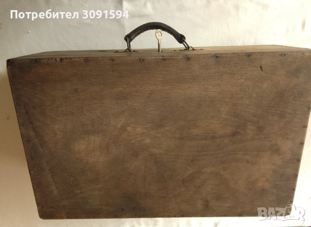 Стар автентичен дървен куфар , снимка 12 - Антикварни и старинни предмети - 43275057