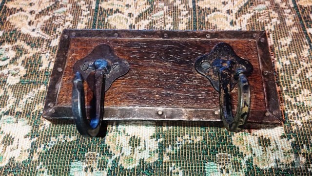 Старинна закачалка , снимка 2 - Антикварни и старинни предмети - 39715830