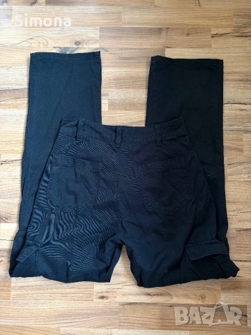 Черни cargo панталони, Pull and Bear, снимка 3 - Панталони - 53386852