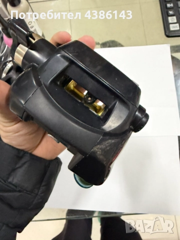 Продавам електрическа макара Daiwa Tanacom 500, снимка 3 - Макари - 52709445