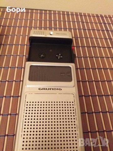 Grundig Stenorette 2050 Диктофон, снимка 6 - Радиокасетофони, транзистори - 27731565