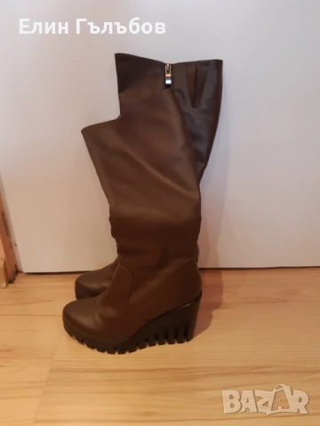 Ботуши дамски на платформа, 39-ти номер, чисто нови, снимка 2 - Дамски ботуши - 53285185
