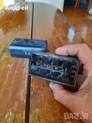 Стари решетки за въздуховод Москвич, снимка 4 - Други ценни предмети - 53327308