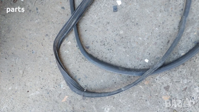 Уплътнение Багажник Рено Клио 1 (2), снимка 3 - Части - 51335264