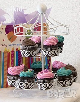 метална стойка поставка сърцевидни кошнички Карусел за 12 бр мъфини мъфина къпкейк кексчета, снимка 2 - Аксесоари за кухня - 37636254