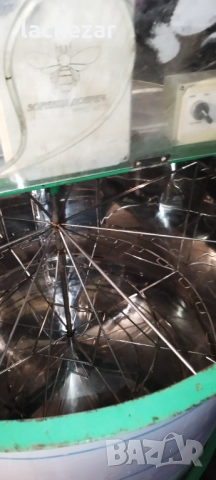 Центрофуга за мед 24 рамки , снимка 4 - За пчели - 52893676