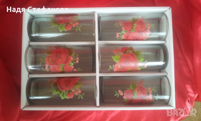 Стъклени чаши за безалкохолно с картинка рози в кутията си, снимка 1