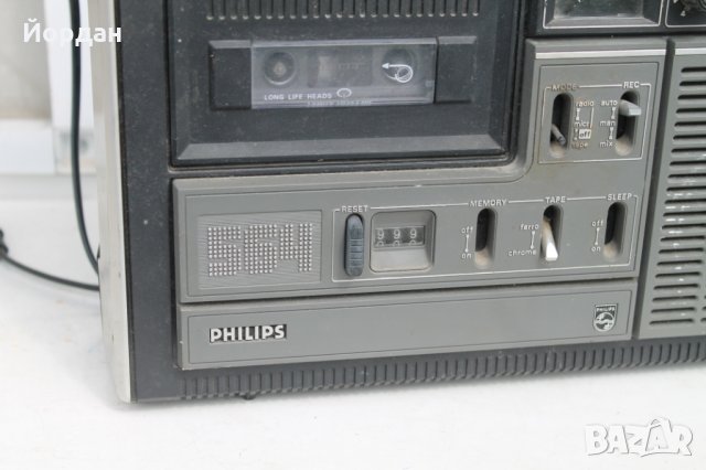 радио касетофон Филипс 564, снимка 3 - Радиокасетофони, транзистори - 32296271