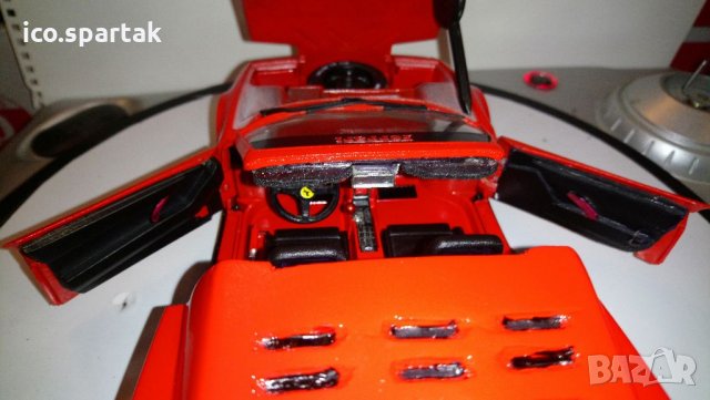 Ferrari 1:18 Testarossa spider 84 , снимка 12 - Колекции - 32389522
