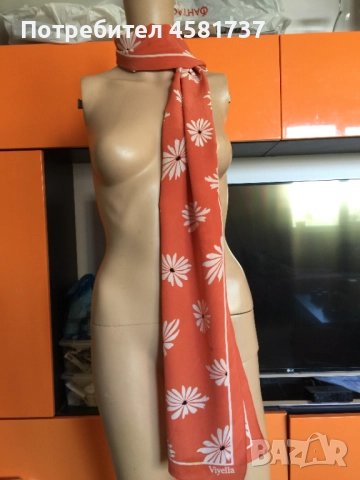 Копринен шал с флорален десен, снимка 4 - Шалове - 51759080