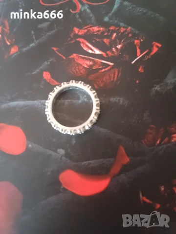 Сребърен дамски пръстен