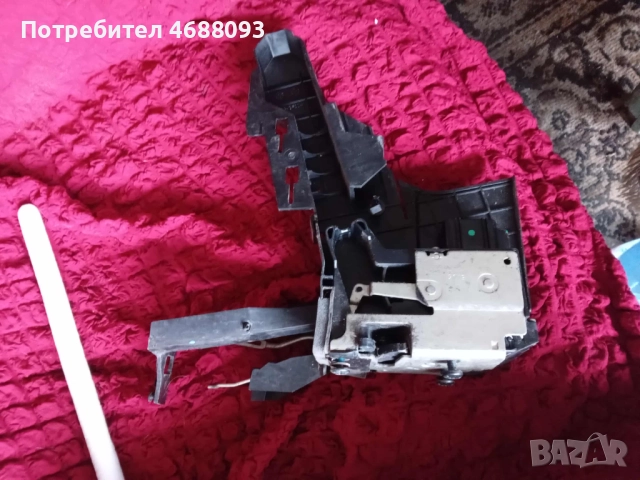 Брава предна лява врата за Форд Фиеста 5 2006г 1.4 TDCi 68k.с